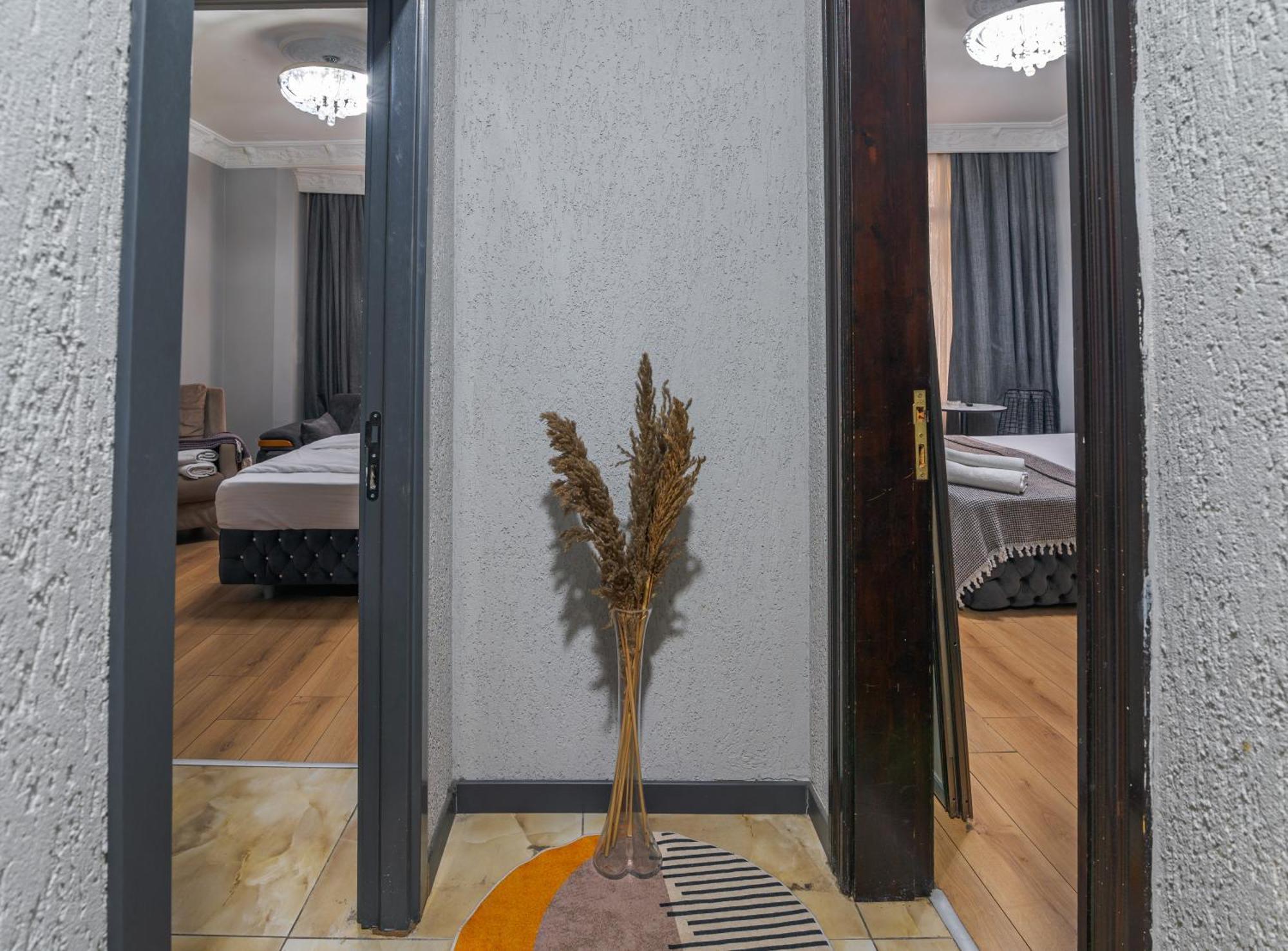 Nest Hotel Sisli อิสตันบูล ภายนอก รูปภาพ